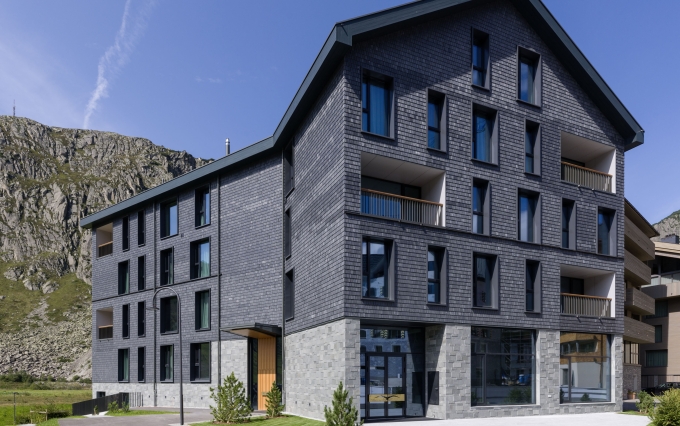 SCHNEEFALKE APARTMENTHOUSE, ANDERMATT